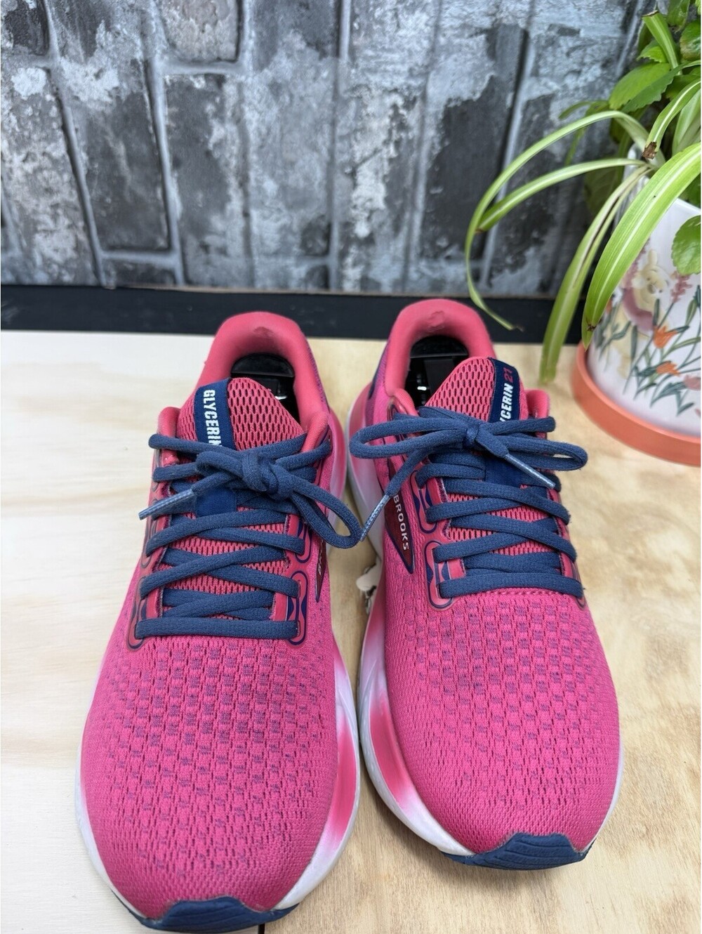 Brooks Glycerin 21 Women’s 7.5 Pink Navy Running Shoes 1204081B650 - Picture 3 of 7